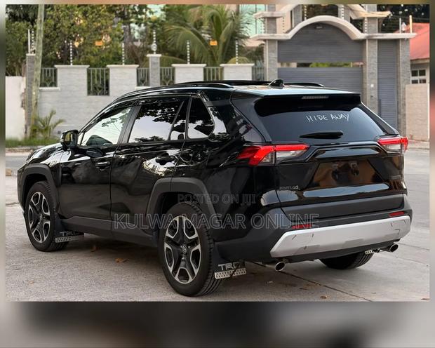 Toyota RAV4 2020 Black