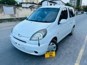 Toyota Fun Cargo 2004 White for sale