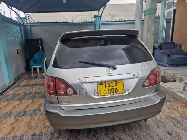 Toyota Harrier 2.4 2004 Silver