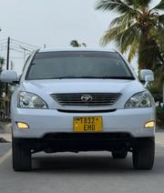 Toyota Harrier 2002 White for sale