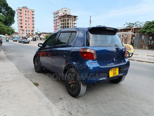 Toyota Vitz 1.3 AWD 3dr 2001 Blue