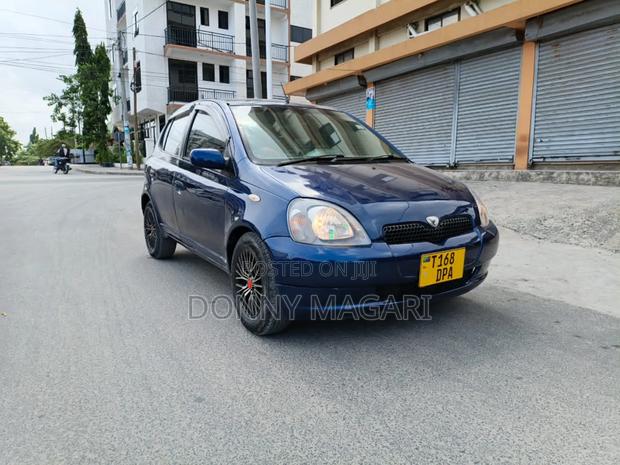 Toyota Vitz 1.3 AWD 3dr 2001 Blue