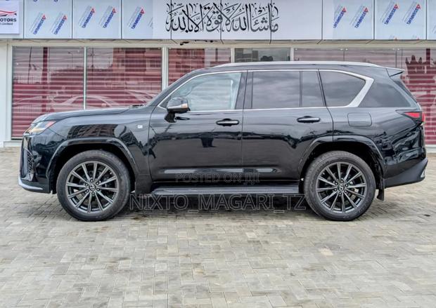 Nissan Patrol 2024 Gray