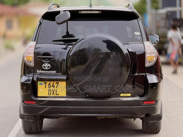 Toyota Vanguard 2009 Black