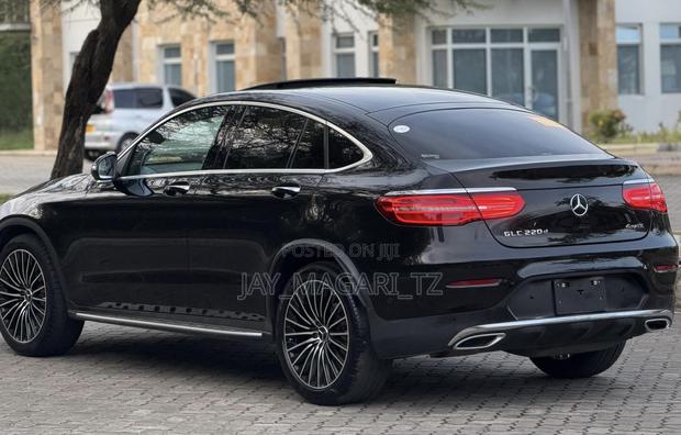 Mercedes-Benz GLC-Class 2017 Black