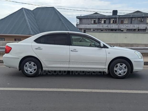 Toyota Premio 1.8 AWD 2006 White