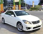 Toyota Crown 2010 Off white for sale