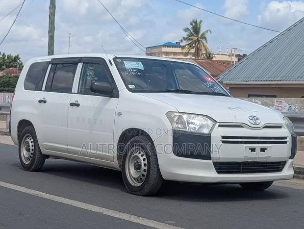 Toyota Probox 1.5 F 2WD 2015 White