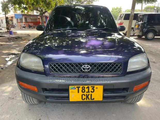 Toyota RAV4 Base AWD 2001 Blue