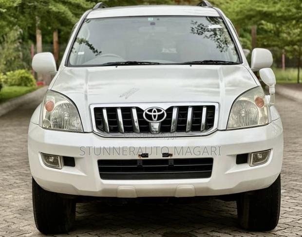 Toyota Land Cruiser Prado 2005 Pearl