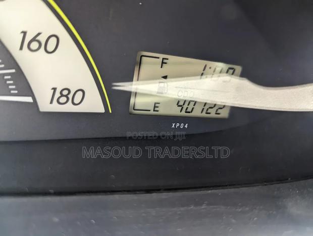 Toyota Belta 2006 Silver
