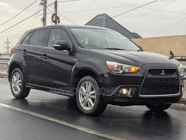 Mitsubishi RVR 2.0 2011 Black