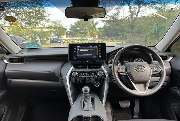 Toyota Harrier 2022 Black