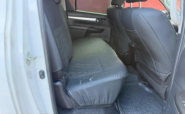 Toyota Hilux Revo Double Cab Deisel 2.8 AWD 2021 White