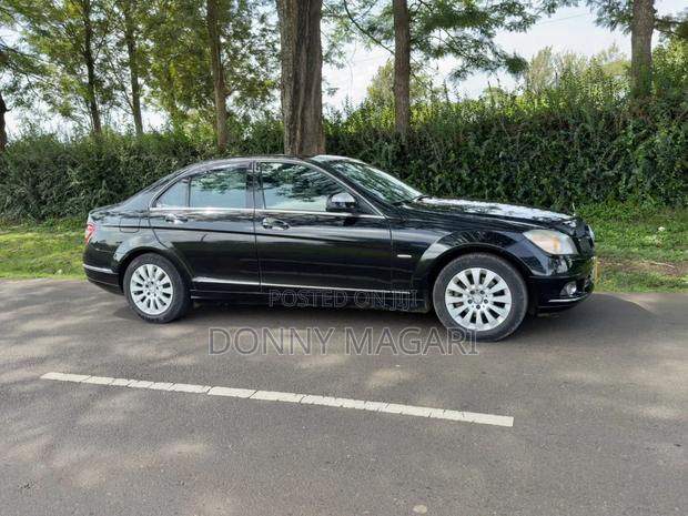 Mercedes-Benz C-Class C 200 CDI (W204) 2008 Black