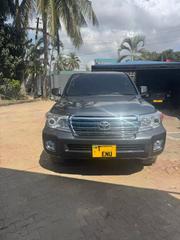 Toyota Land Cruiser 4.5 V8 VXR 2011 Gray for sale