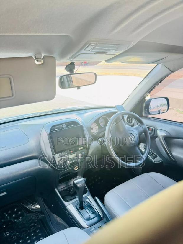 Toyota RAV4 1.8 2005 Black