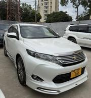 Toyota Harrier 2.0 2016 White for sale