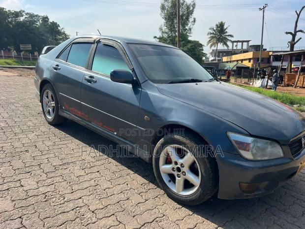 Toyota Altezza 2002 Black