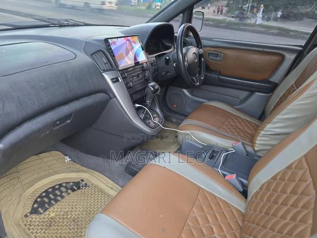 Toyota Harrier 2002 Beige