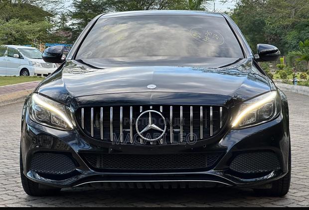 Mercedes-Benz C-Class 2015 Black