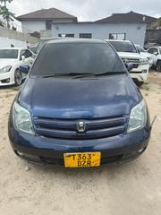 Toyota IST 2004 Blue for sale
