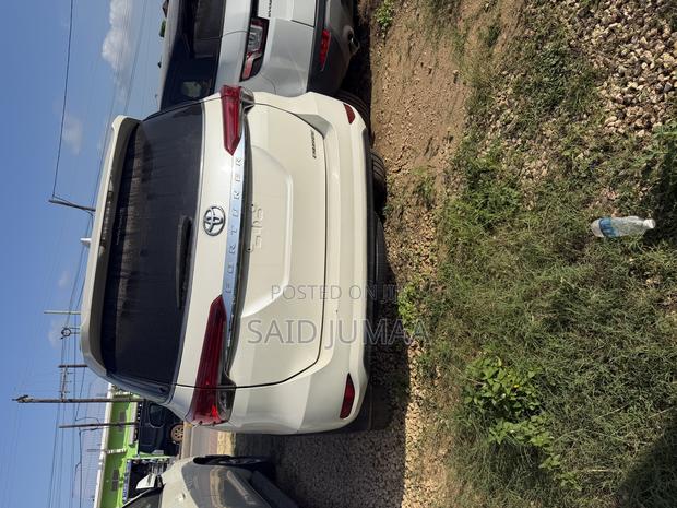 Toyota Fortuner 2.8 D RWD 2019 White