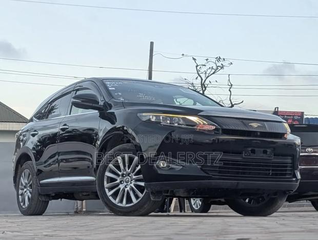 Toyota Harrier 2.0 4WD 2015 Black