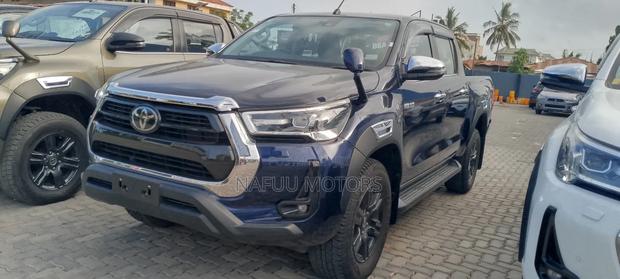 Toyota Hilux 2020 Blue