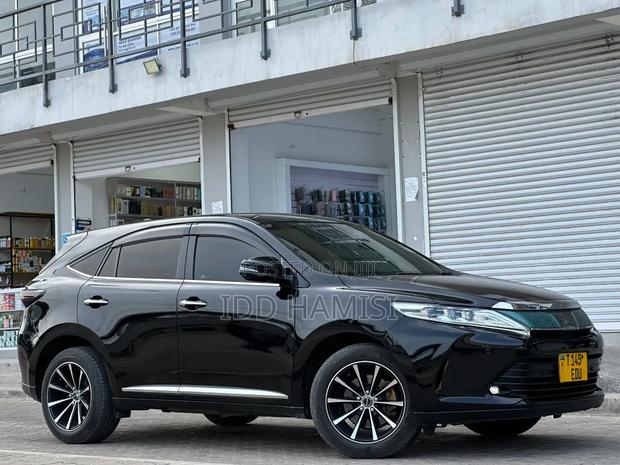 Toyota Harrier 2018 Black