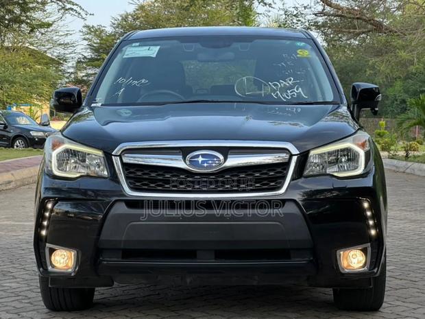 Subaru Forester 2015 Black