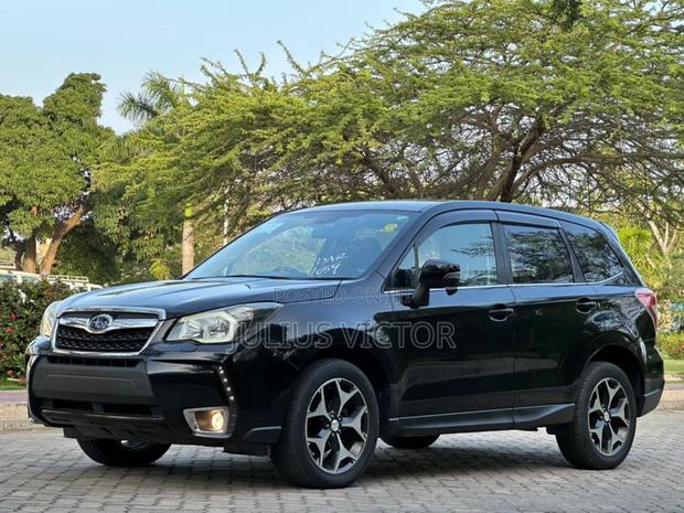 Subaru Forester 2015 Black