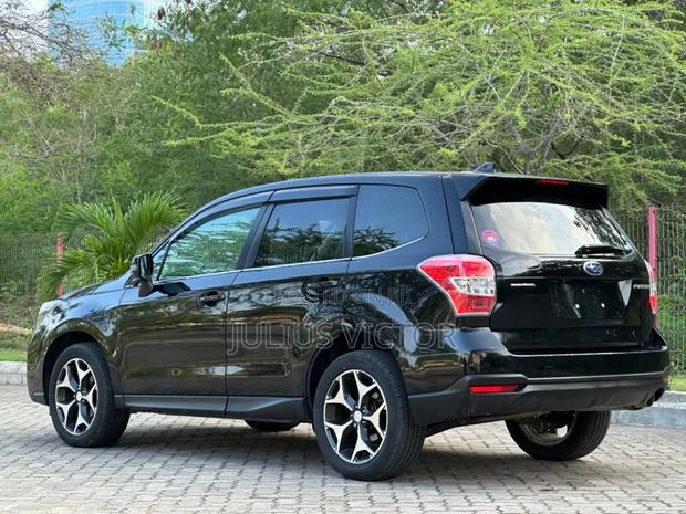 Subaru Forester 2015 Black