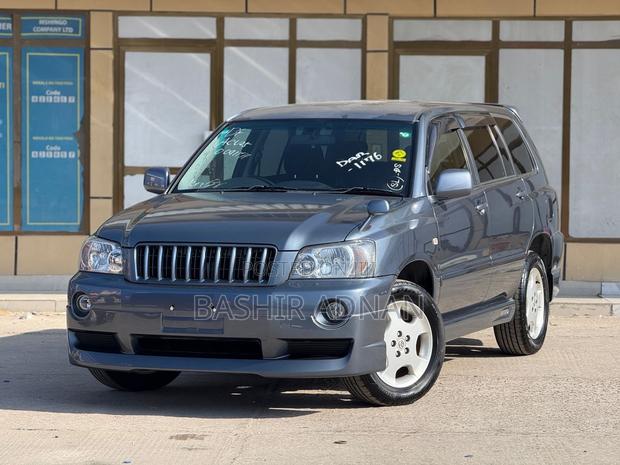 Toyota Kluger 2005 Gray