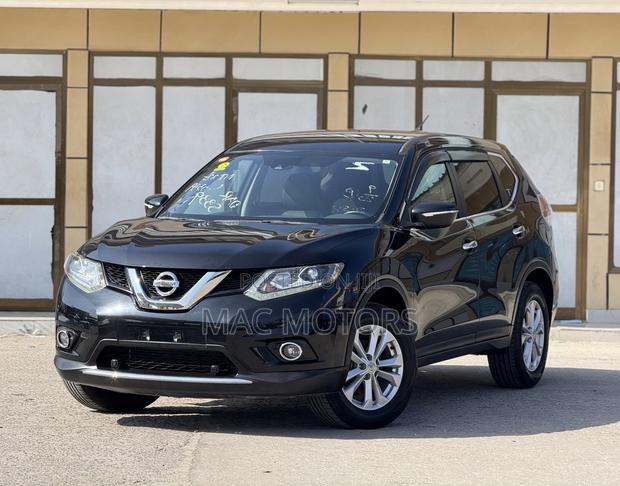 Nissan X-Trail 2.0 Petrol AWD 2015 Black