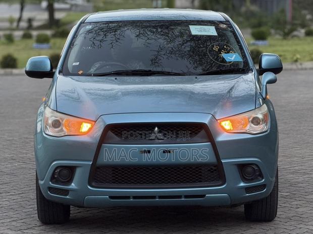 Mitsubishi RVR 2.0 2011 Blue