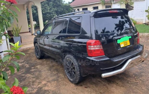 Toyota Kluger 2006 Black