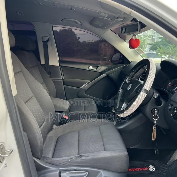 Volkswagen Tiguan 2.0 S 2009 White
