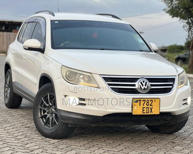 Volkswagen Tiguan 2.0 S 2009 White