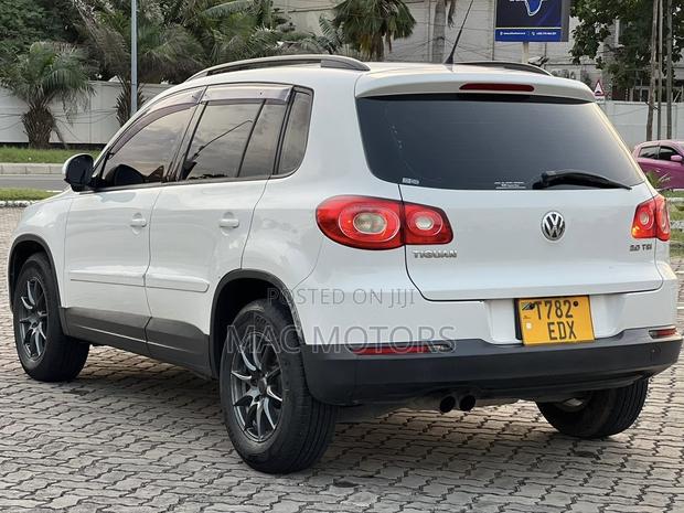 Volkswagen Tiguan 2.0 S 2009 White