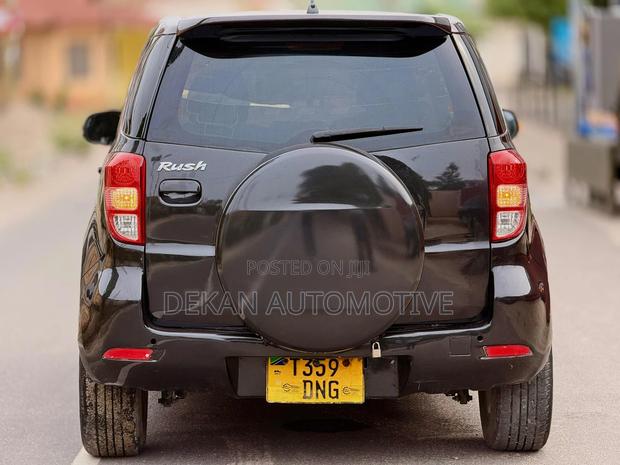 Toyota Rush 1.5 RWD 2007 Black