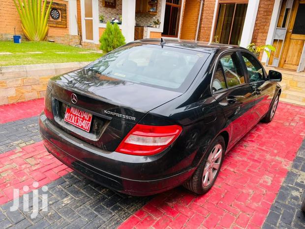 Mercedes-Benz C200 2008 Black