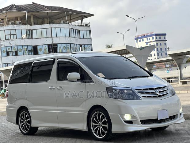 Toyota Alphard 2005 White