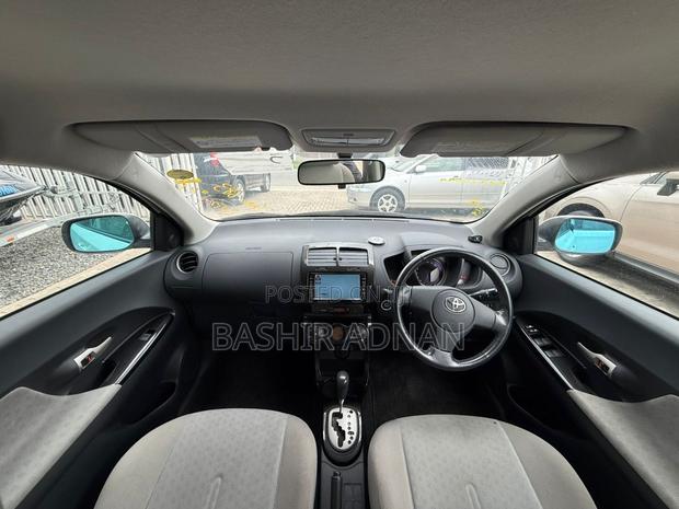 Toyota IST 2007 White