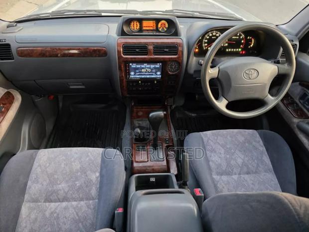 Toyota Land Cruiser Prado 2.7 16V 3dr 2000 Silver