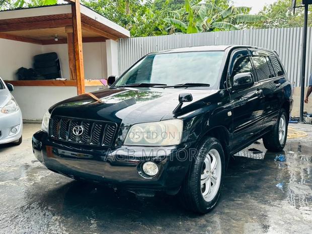 Toyota Kluger 2004 Black