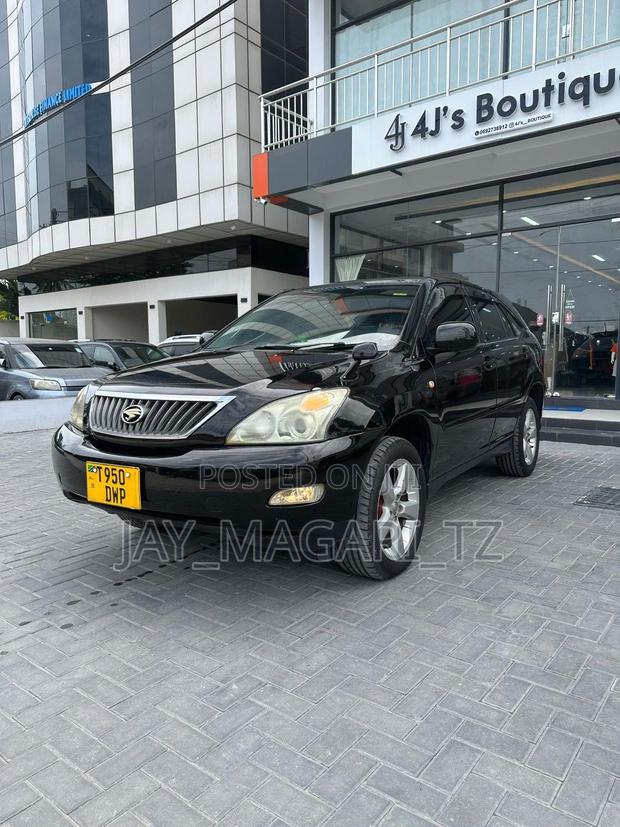 Toyota Harrier 2004 Black
