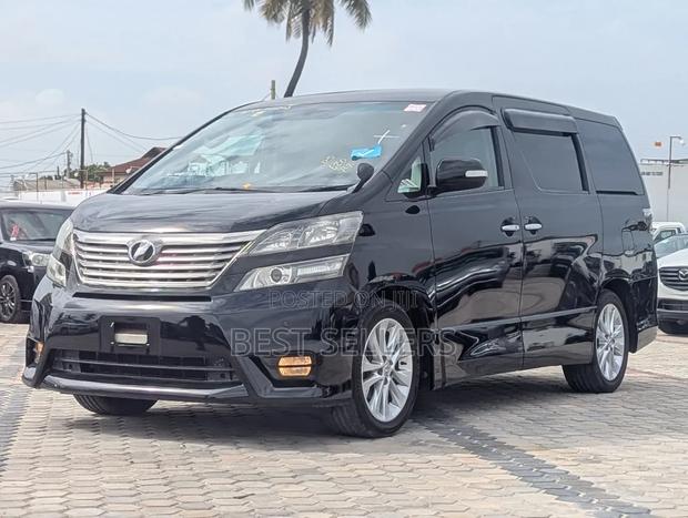 Toyota Vellfire 2009 Black