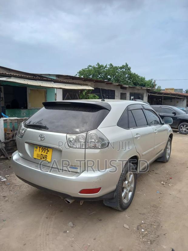 Toyota Harrier 2.4 2006 White