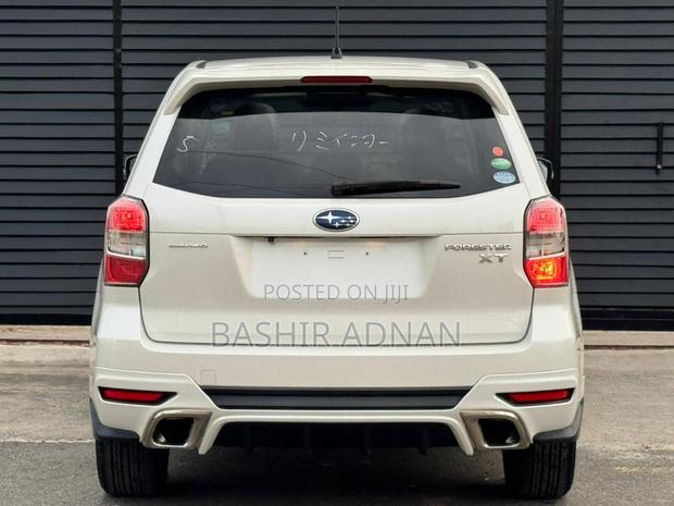Subaru Forester 2.0XT Touring 4dr SUV AWD (2.0L 4cyl Turbo CVT) 2014 White